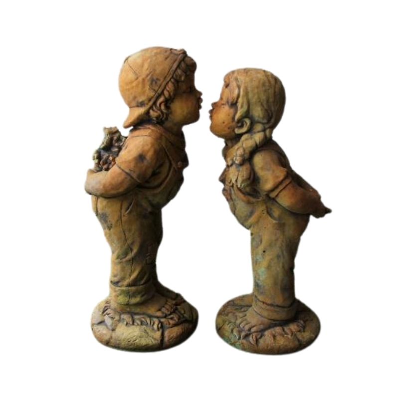 Medium Kissing Pair (2 Pair) Statue  