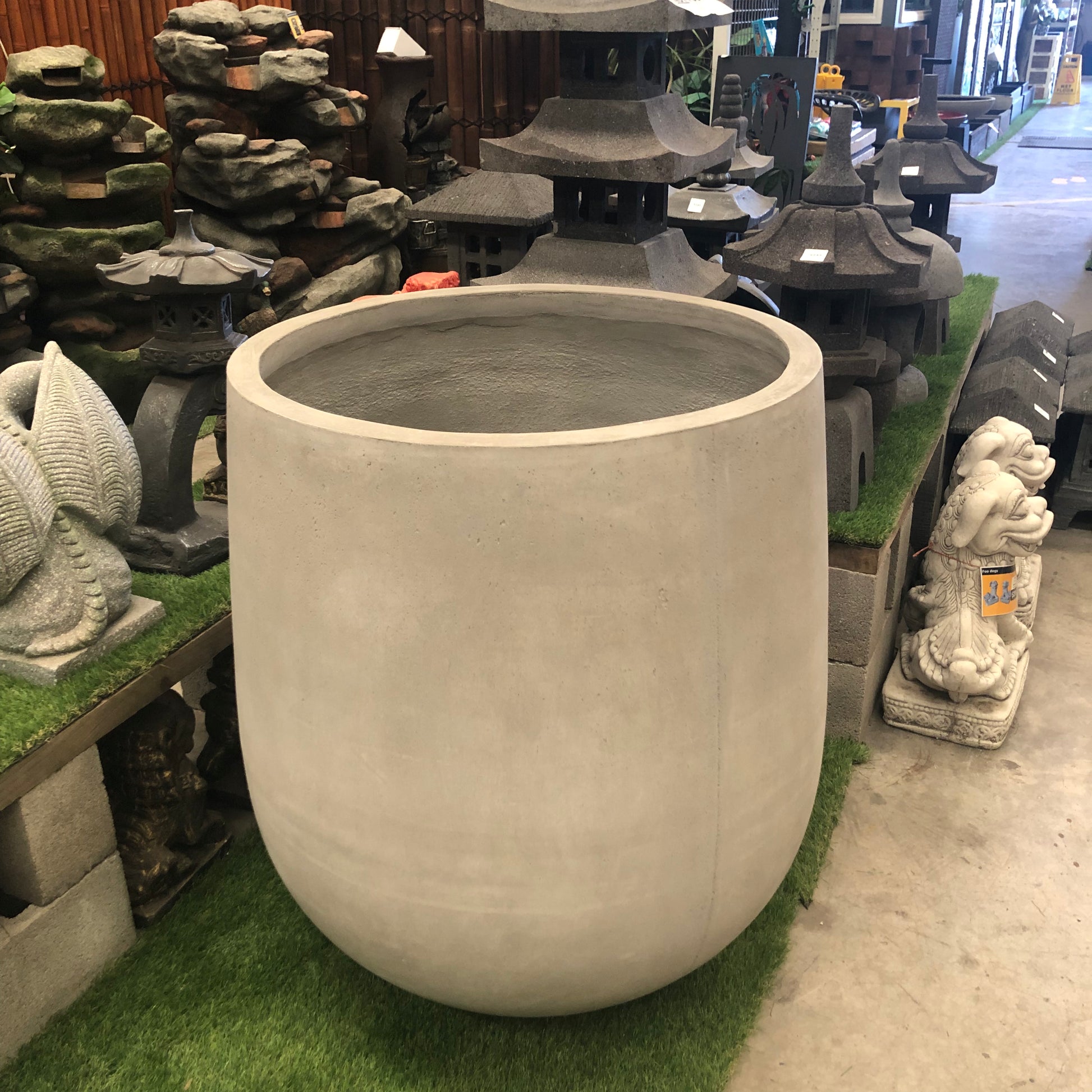 Vaucluse Congo Planter Pots & Planters