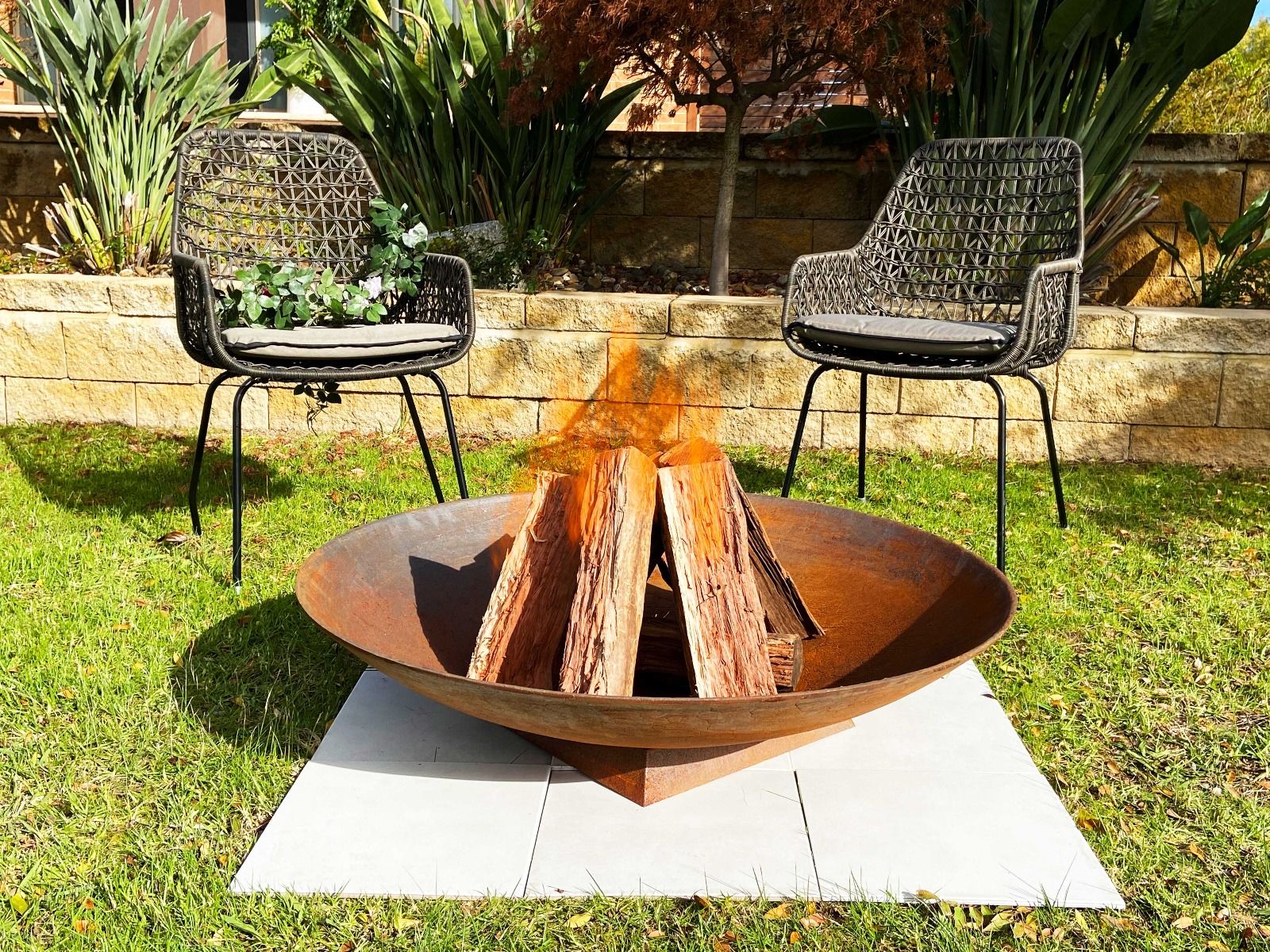 120cm Firepit Bowl Cast Iron Fire Pit